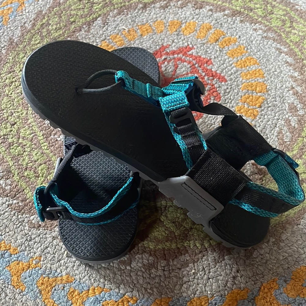 Bedrock / Chaco sandals 5/6